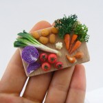 Mini food sculptures by Shay Aaron